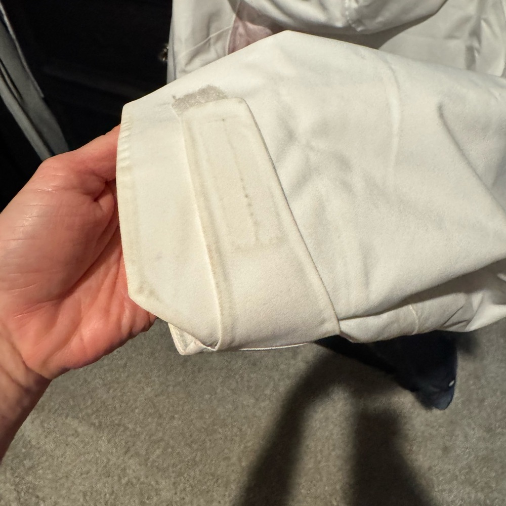 Women's Gradient Jacket - Picture 4 of 10